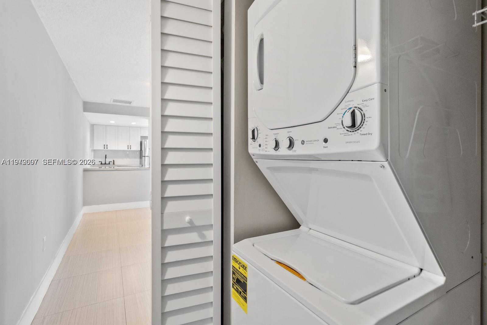 EL BOSQUE AT LITTLE HAVAN - Residential Lease