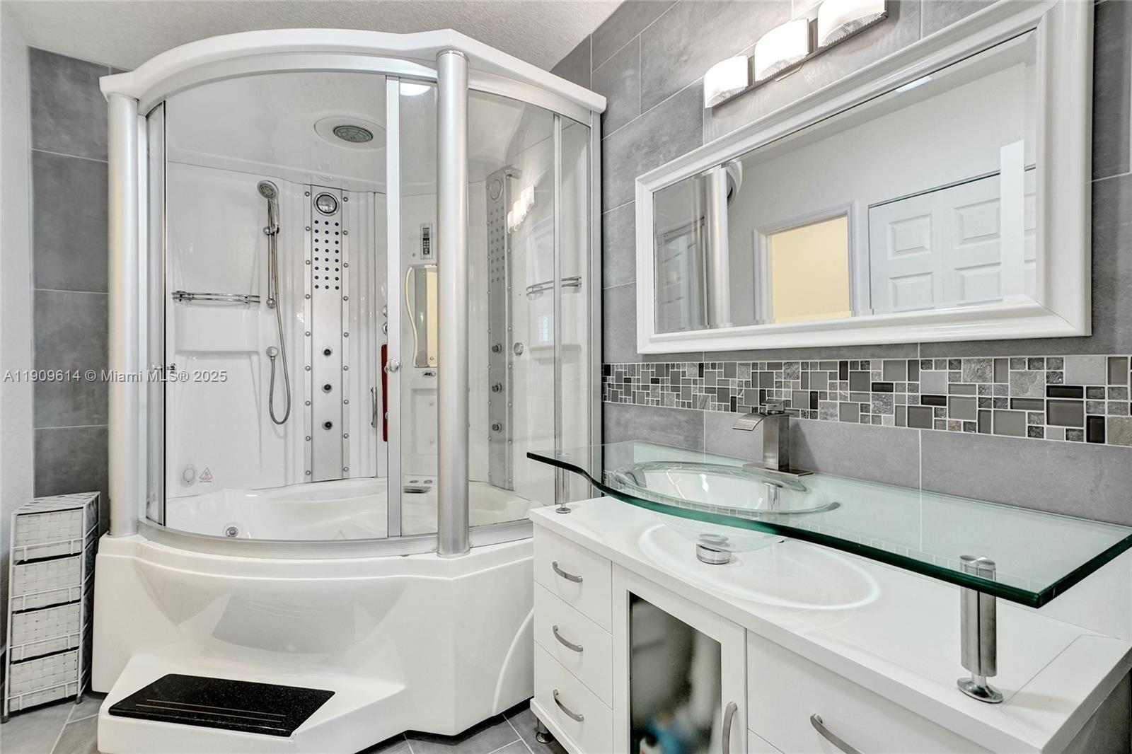 DURHAM TERRACE - Residential