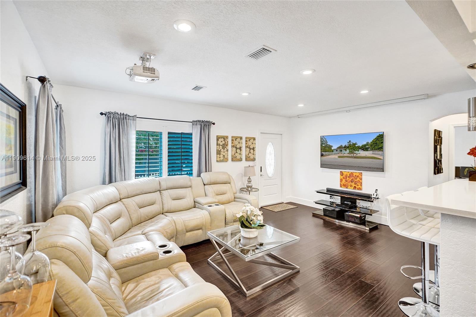 DURHAM TERRACE - Residential