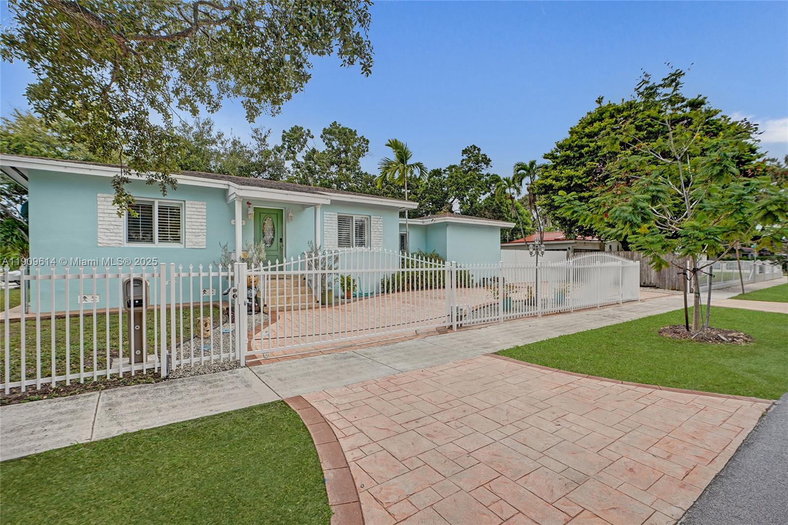 DURHAM TERRACE - Residential