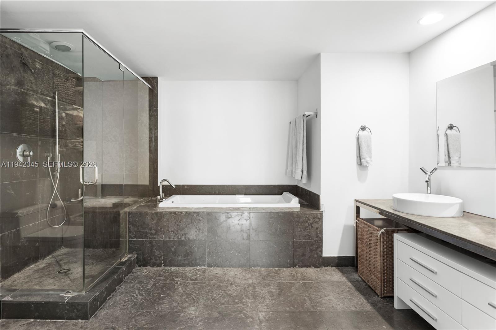 ICON BRICKELL NO TWO - Residential Lease