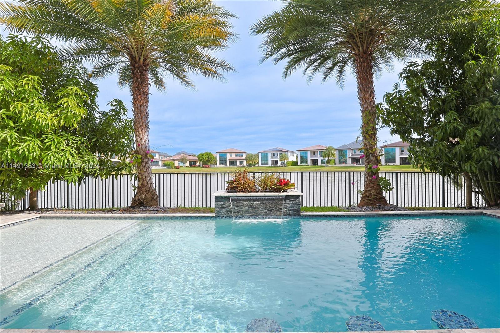 Property for Sale at 11515 Horizon Rd, Parkland, Broward County, Florida - Bedrooms: 6 
Bathrooms: 6  - $1,649,000