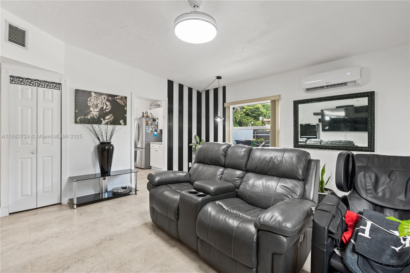 NICHOLS HEIGHTS ADDN - Residential