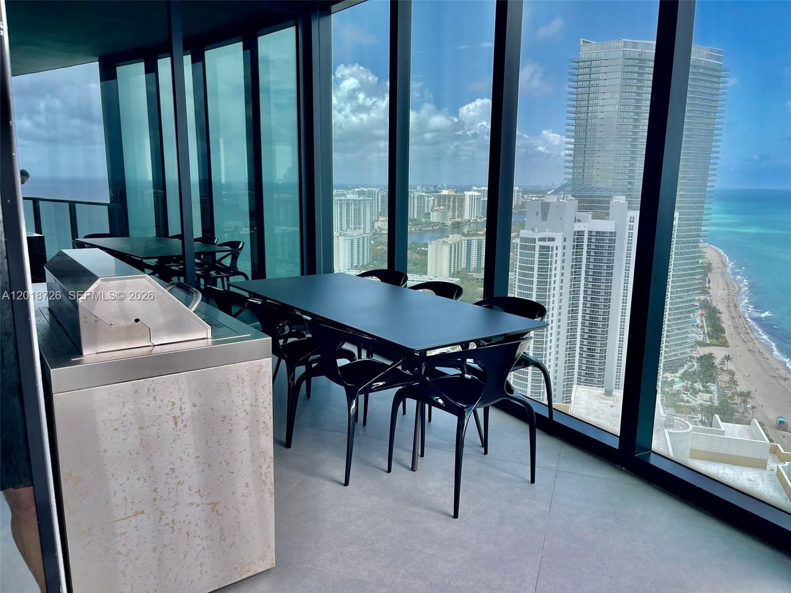 18555 COLLINS AVENUE COND - Residential