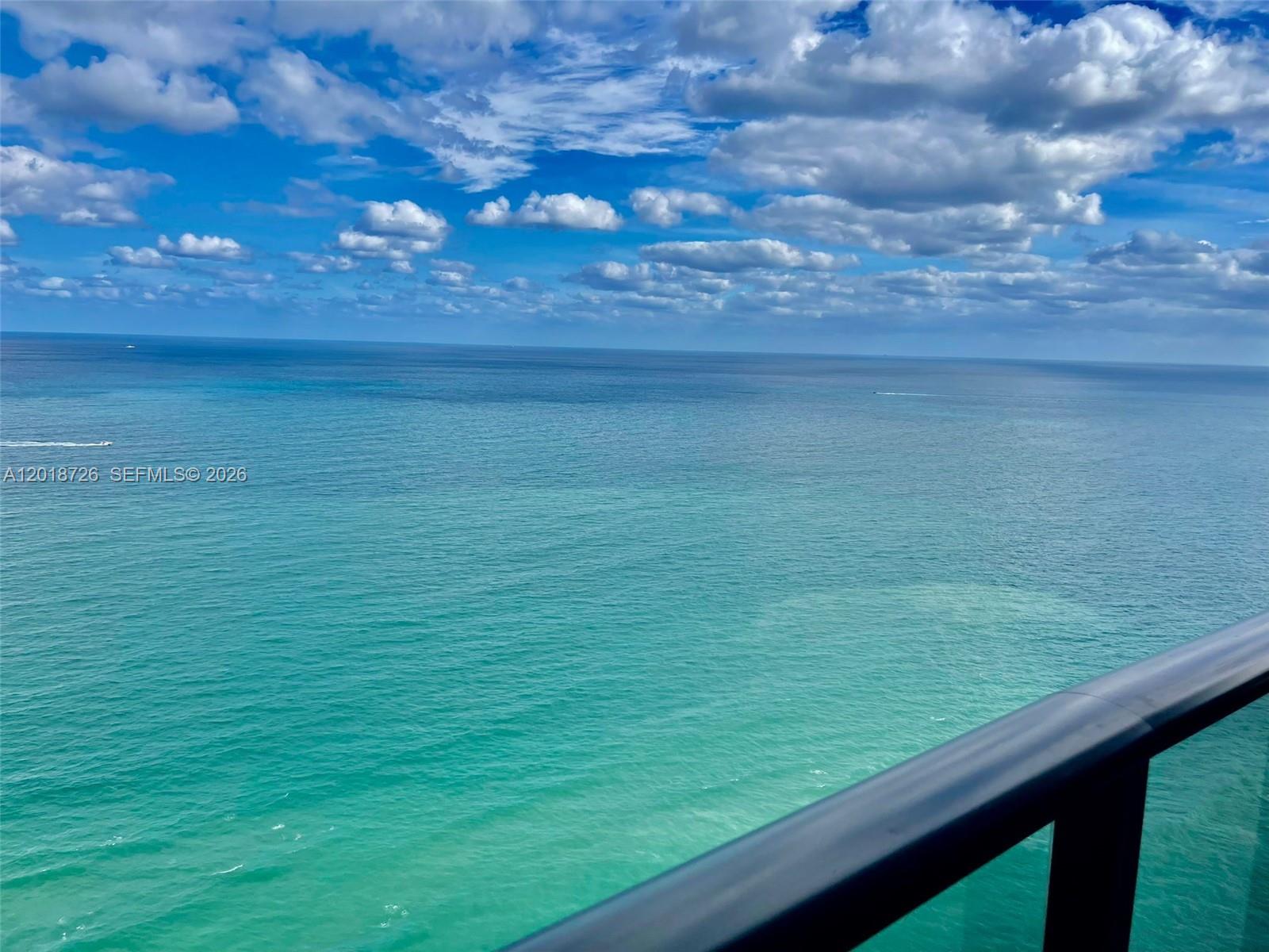 18555 COLLINS AVENUE COND - Residential
