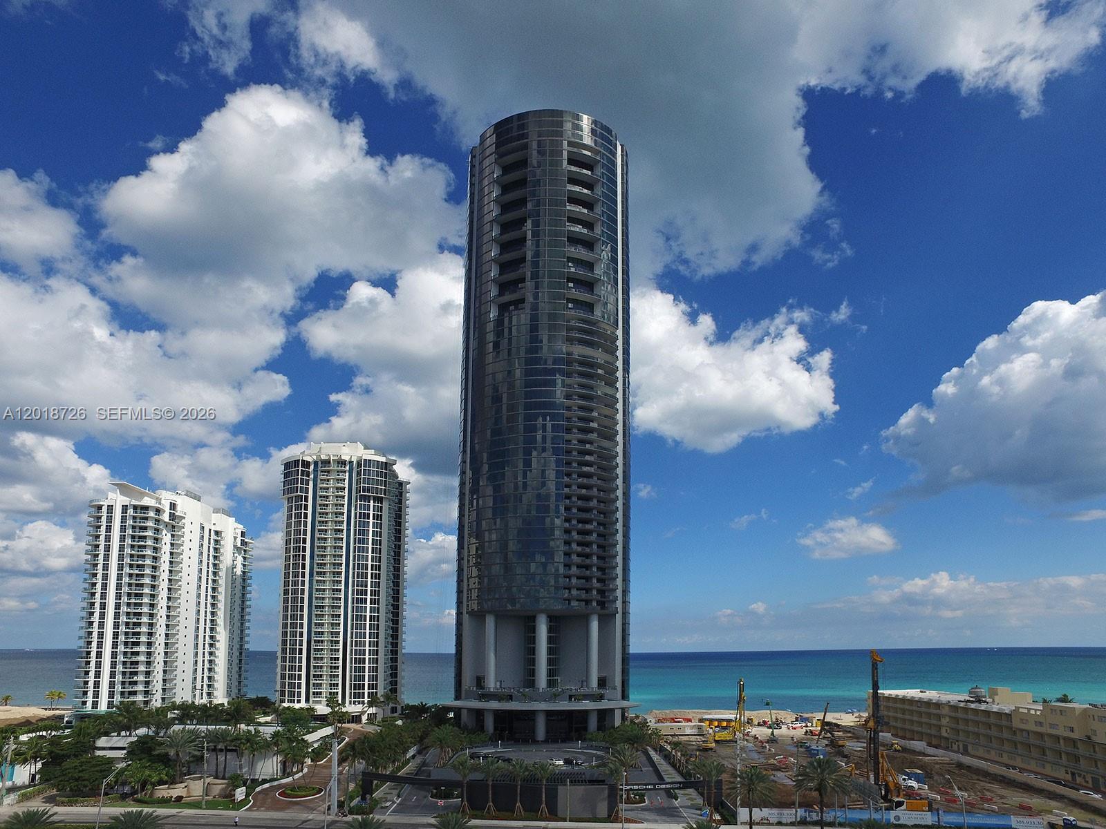 18555 COLLINS AVENUE COND - Residential
