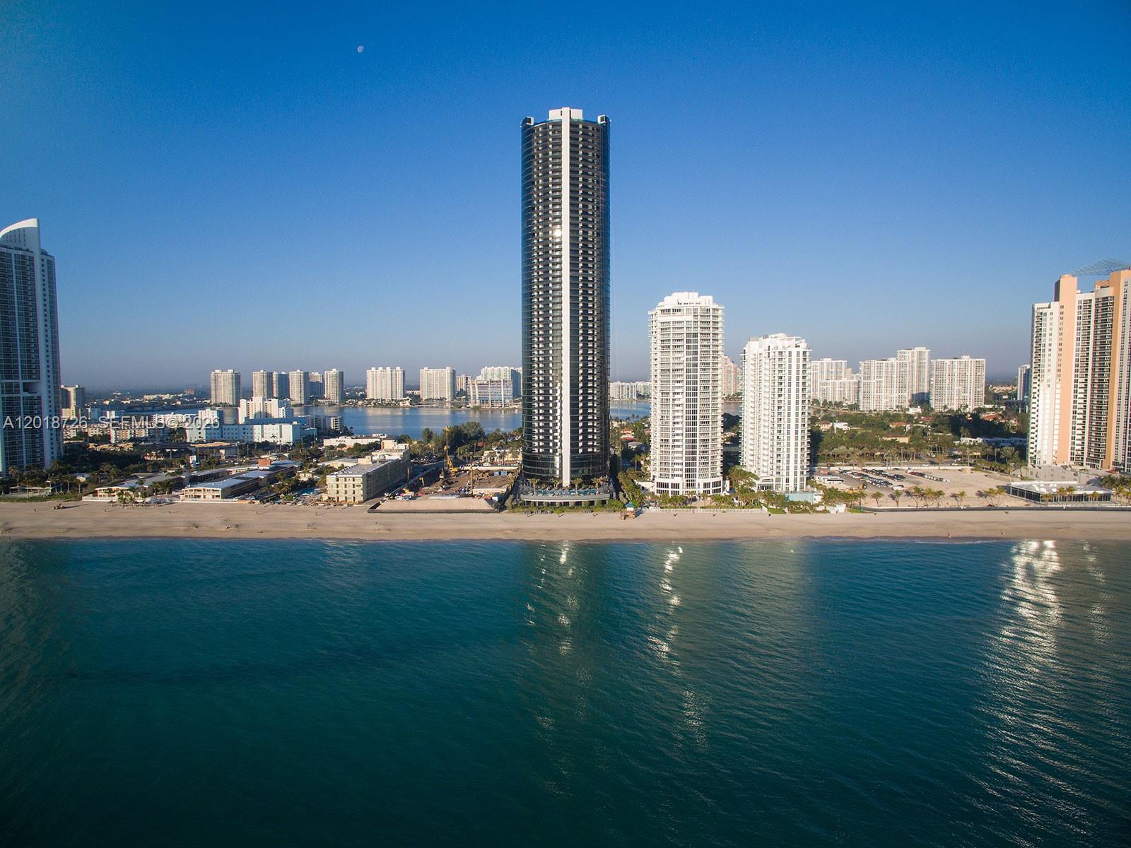 18555 COLLINS AVENUE COND - Residential