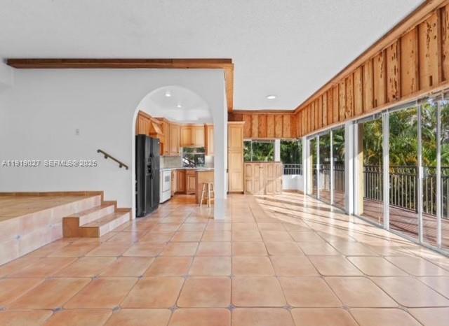 EMERALD ISLES WEST PHASE - Residential