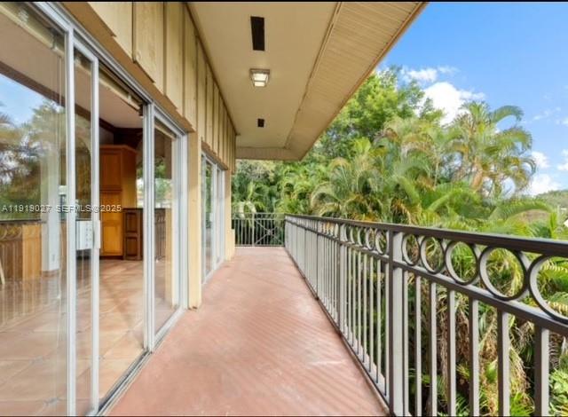 EMERALD ISLES WEST PHASE - Residential