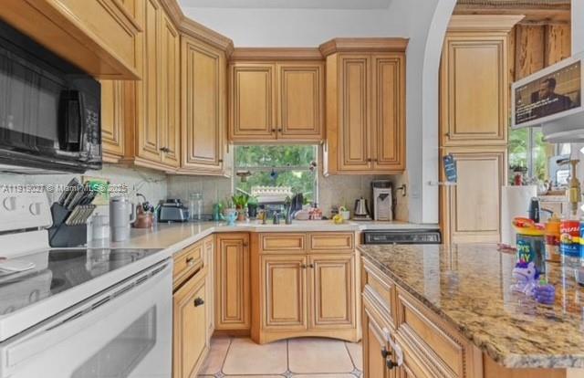 EMERALD ISLES WEST PHASE - Residential