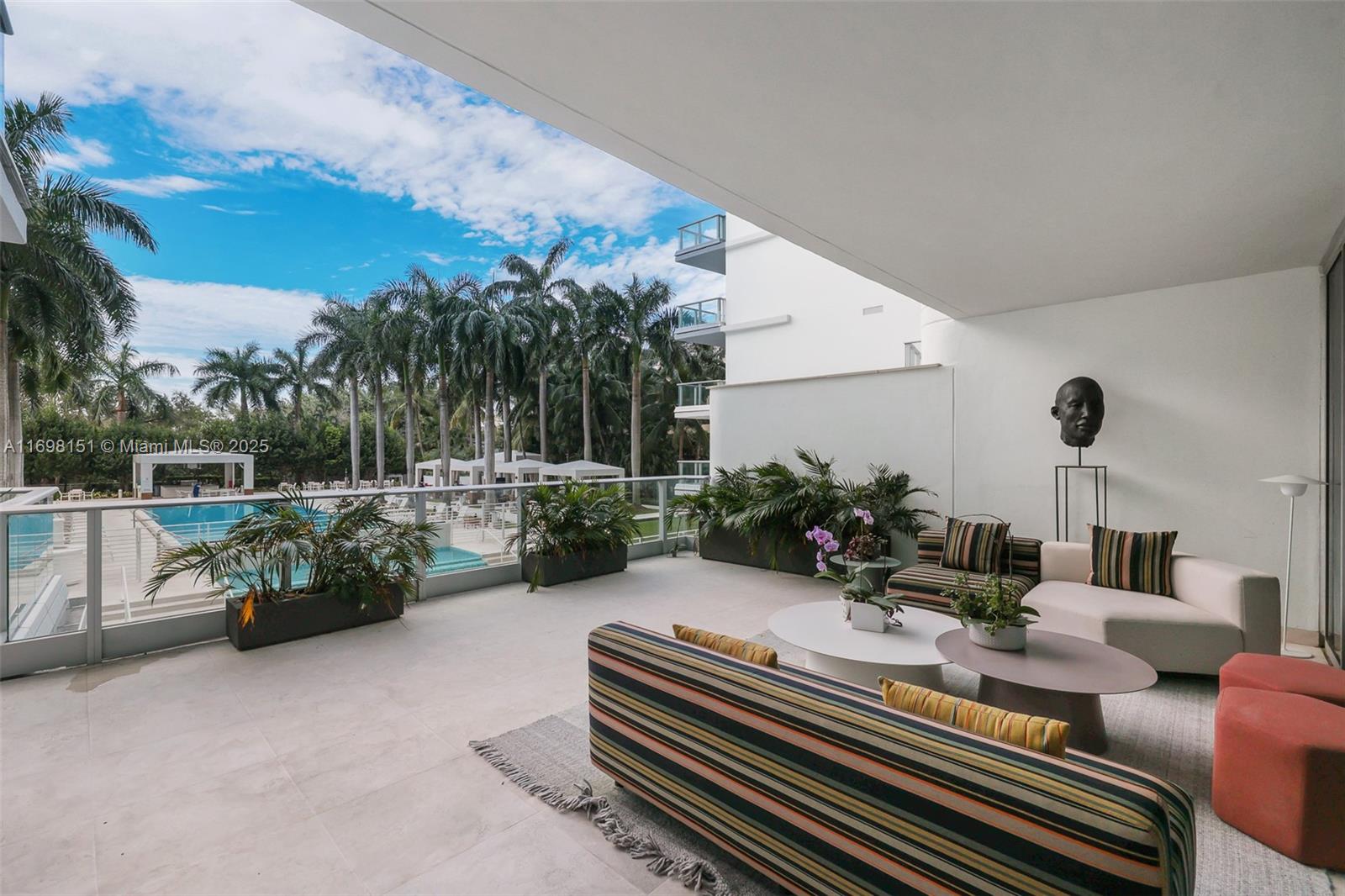 GROVENOR HOUSE CONDO - Residential