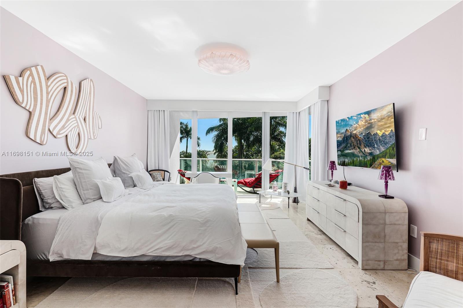 GROVENOR HOUSE CONDO - Residential