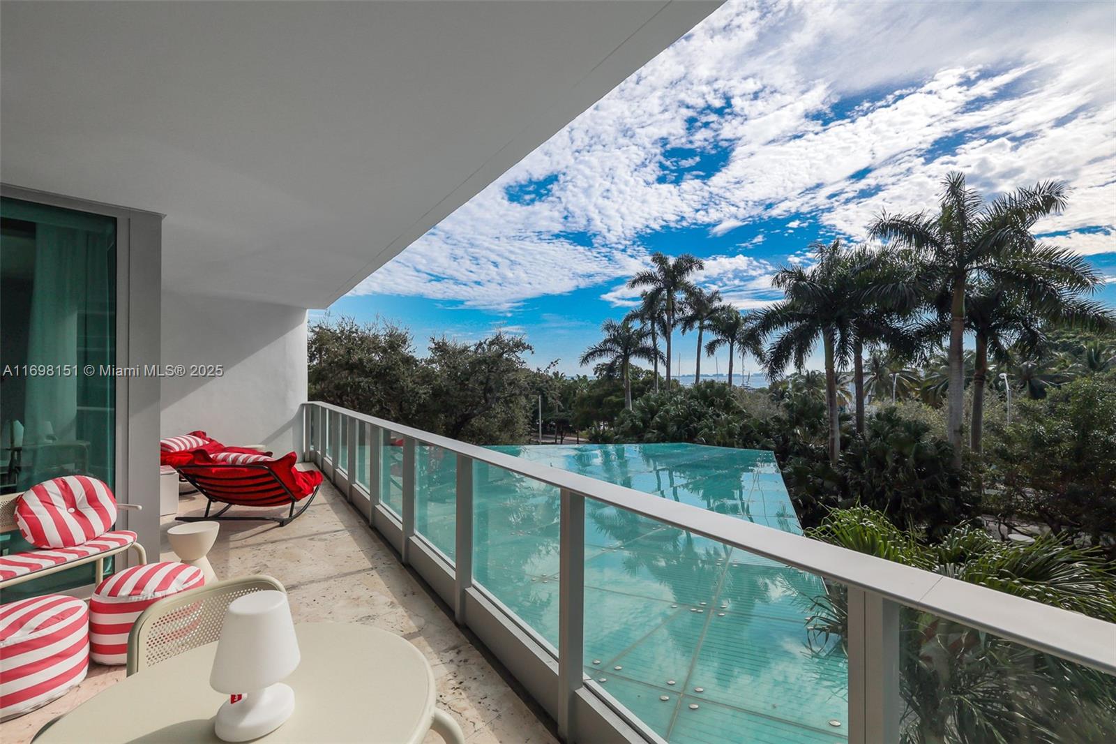 GROVENOR HOUSE CONDO - Residential