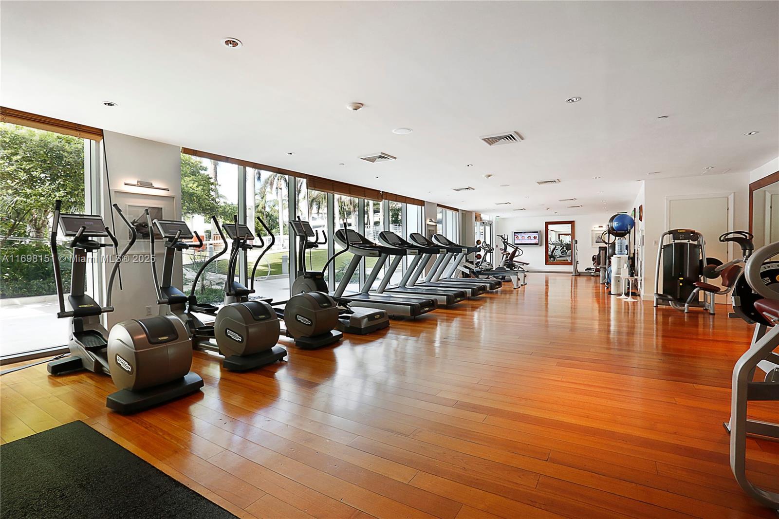 GROVENOR HOUSE CONDO - Residential