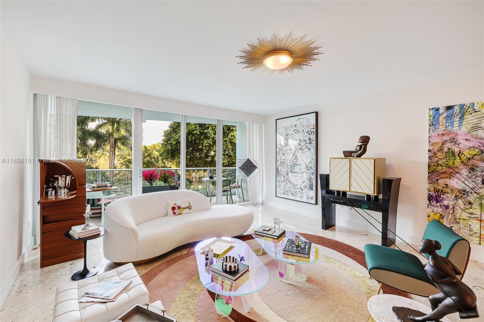 GROVENOR HOUSE CONDO - Residential