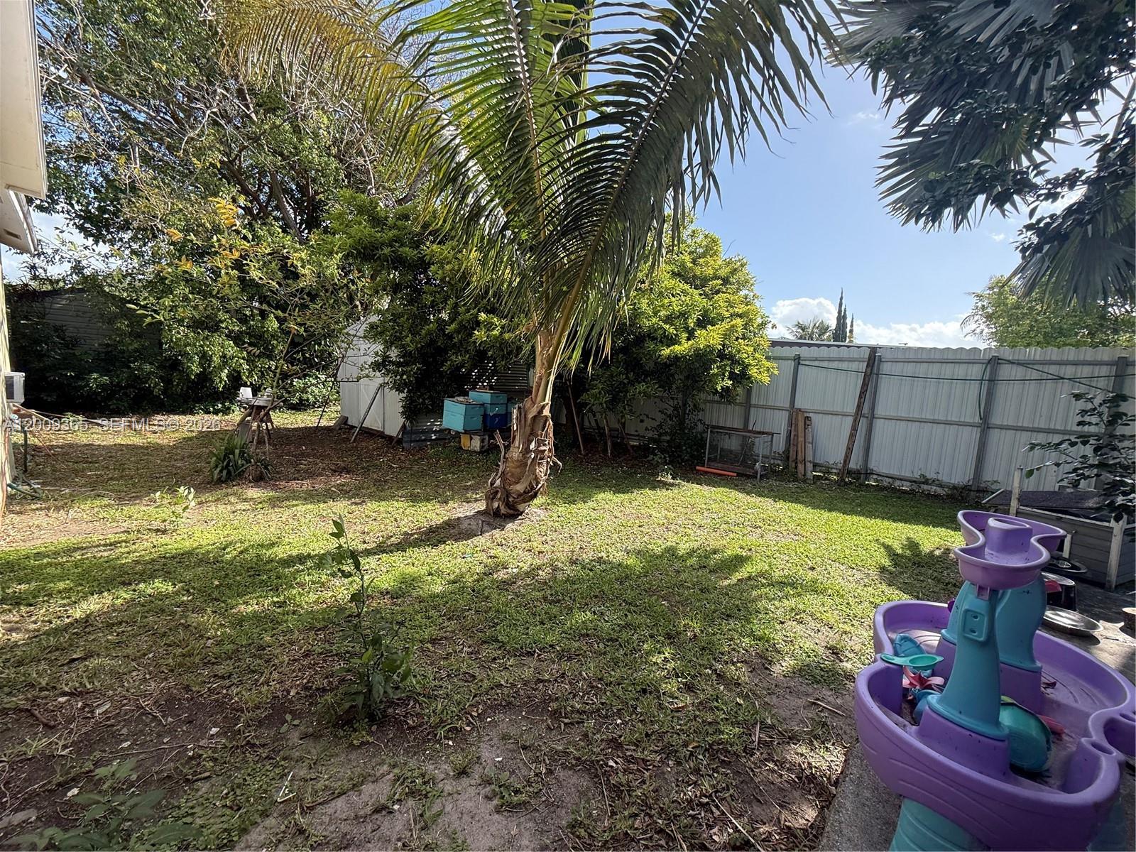 MEADOW WOOD MANOR SEC 4 - Residential