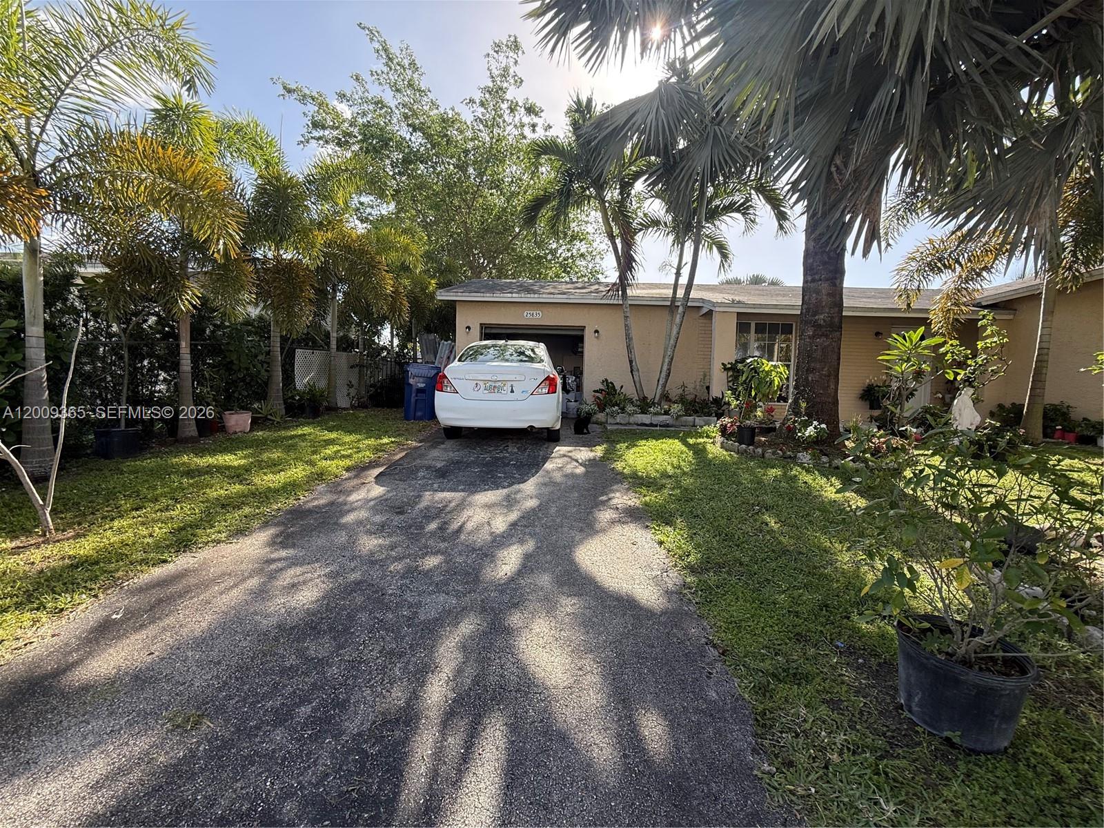 MEADOW WOOD MANOR SEC 4 - Residential