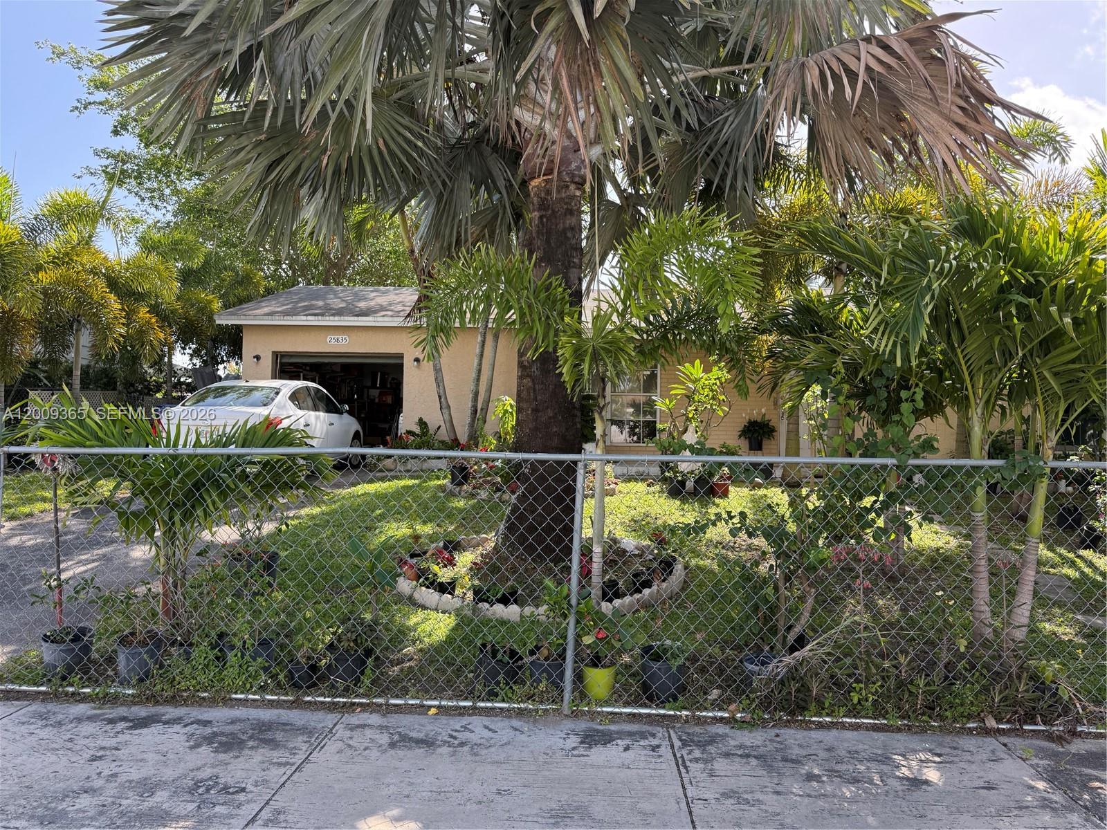 MEADOW WOOD MANOR SEC 4 - Residential