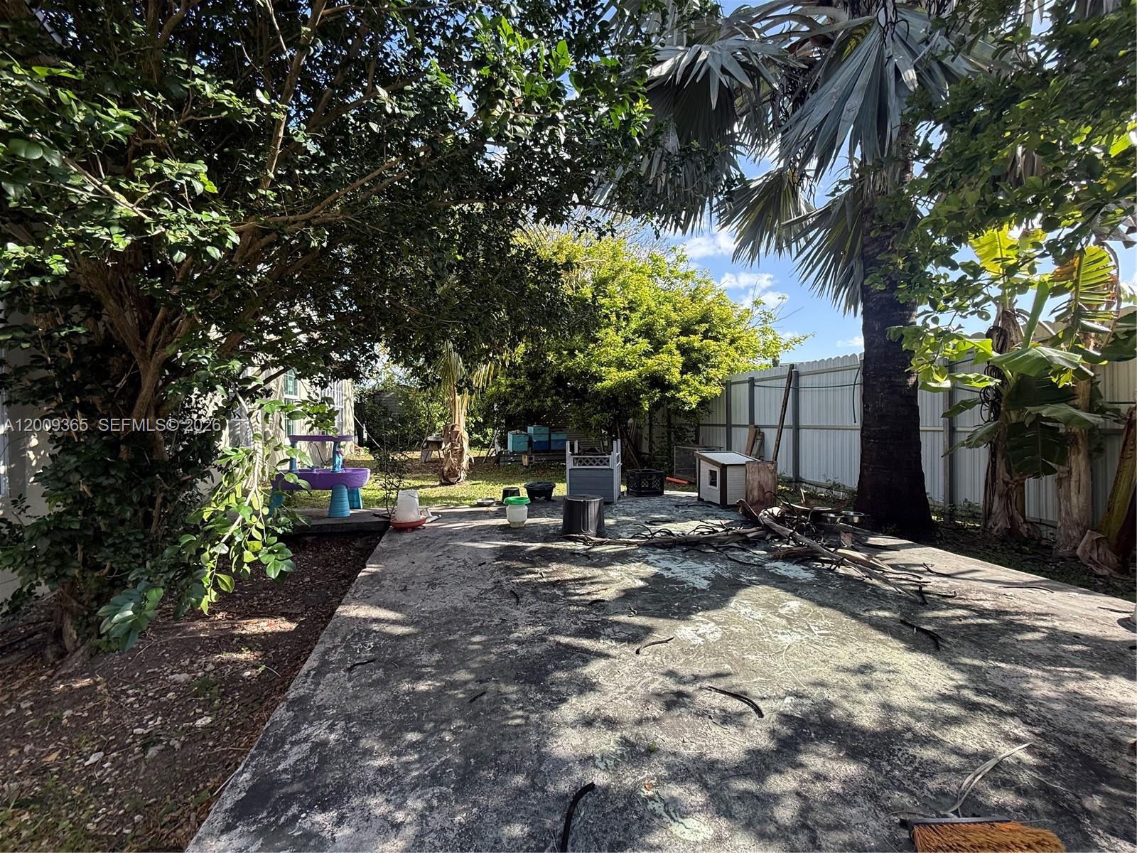 MEADOW WOOD MANOR SEC 4 - Residential
