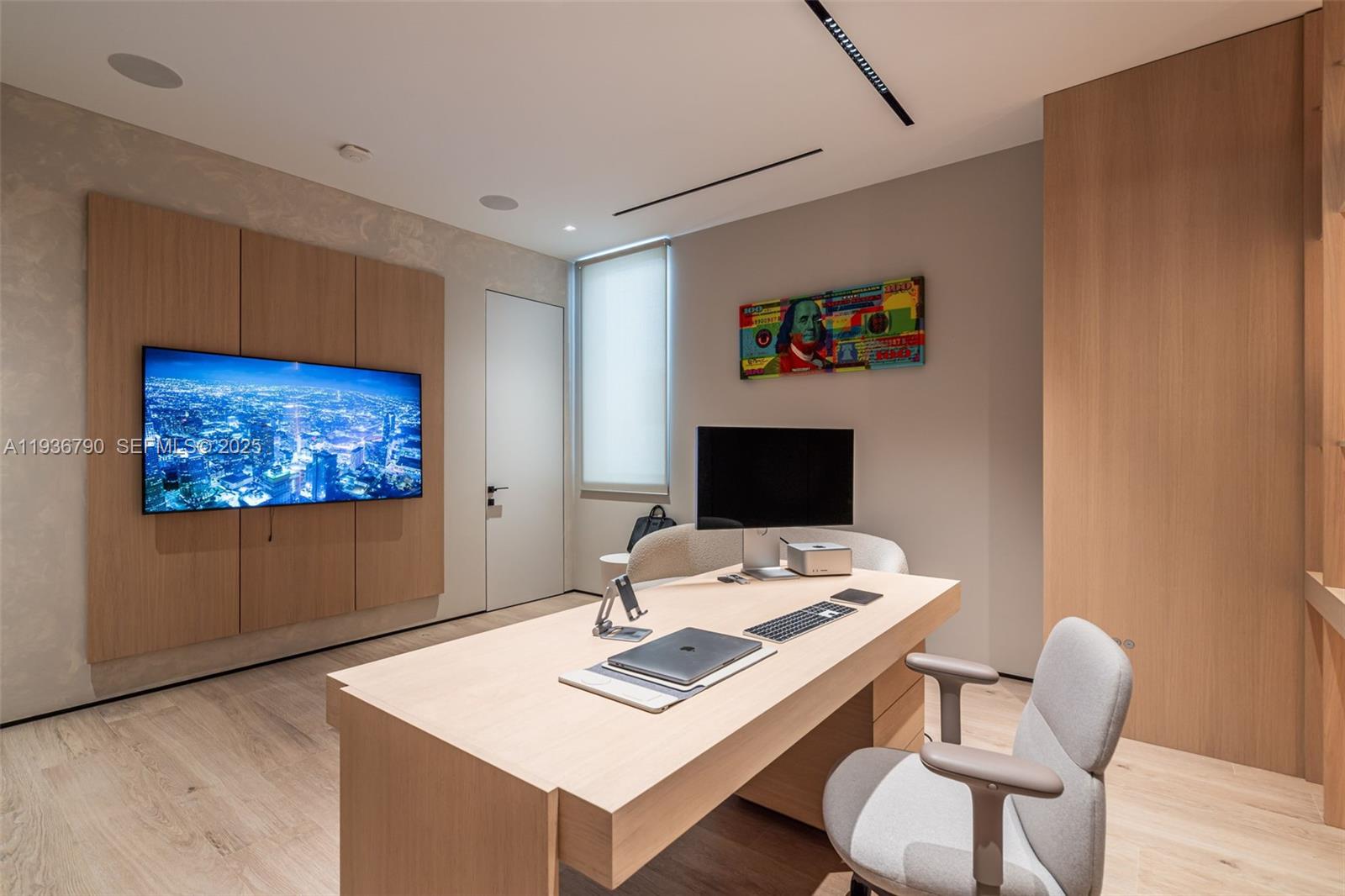 GRAND FLORIDIAN ESTATES - Residential