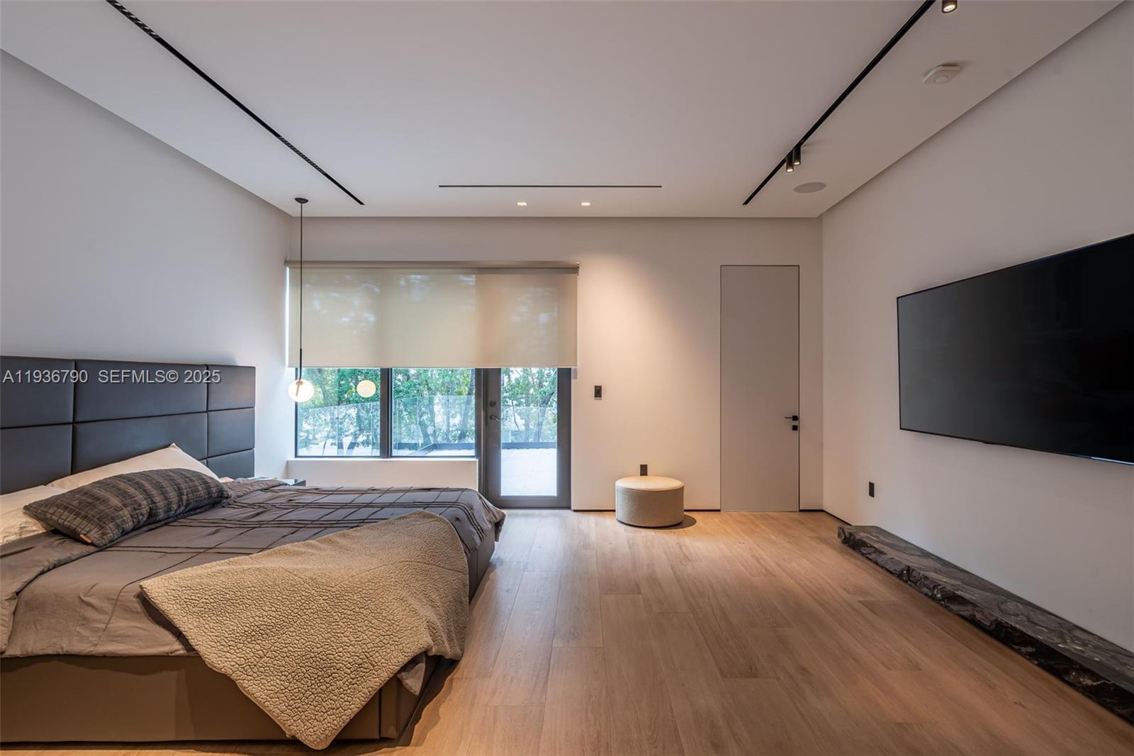 GRAND FLORIDIAN ESTATES - Residential