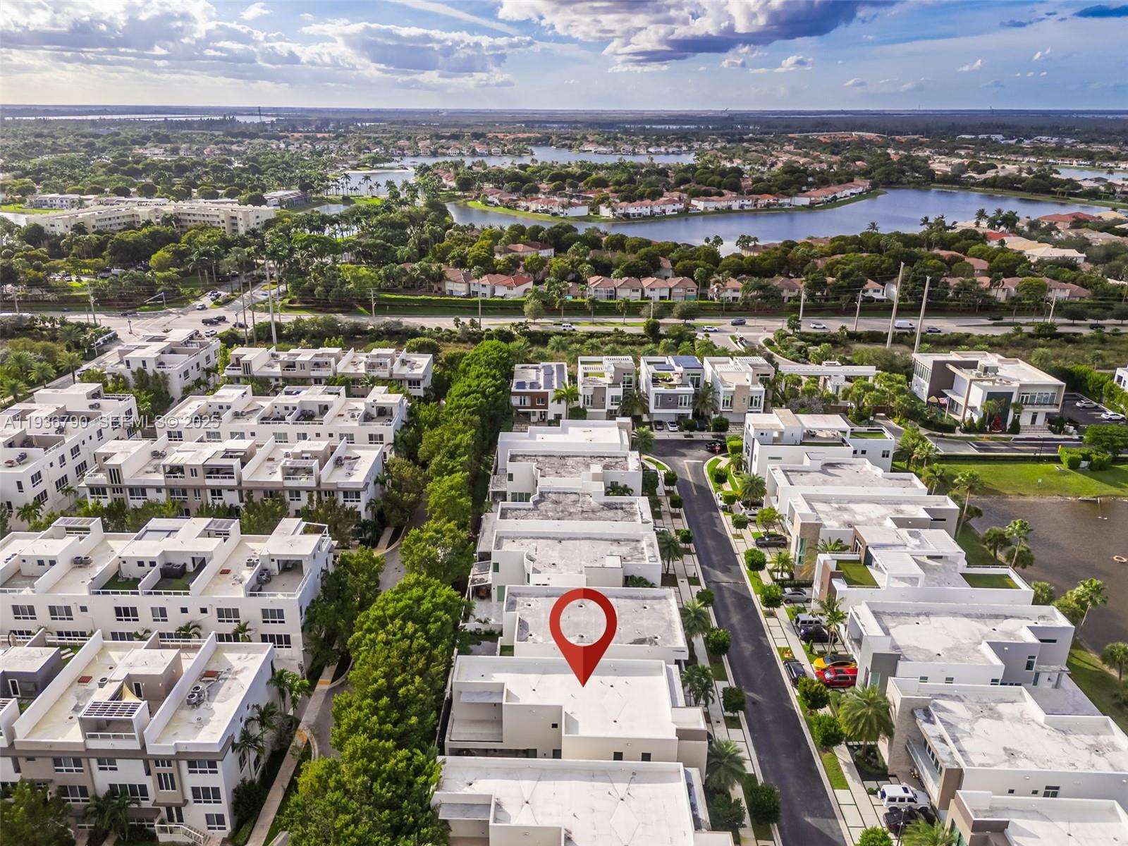 GRAND FLORIDIAN ESTATES - Residential