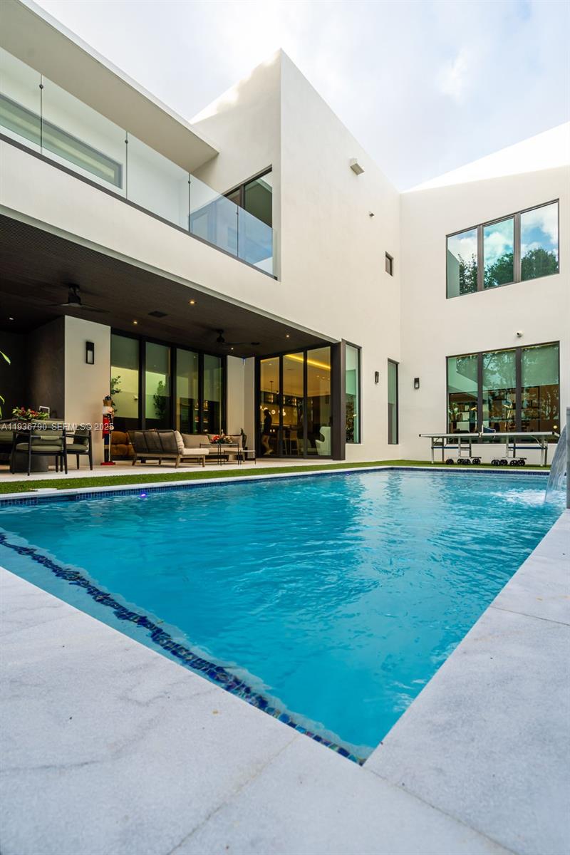 GRAND FLORIDIAN ESTATES - Residential