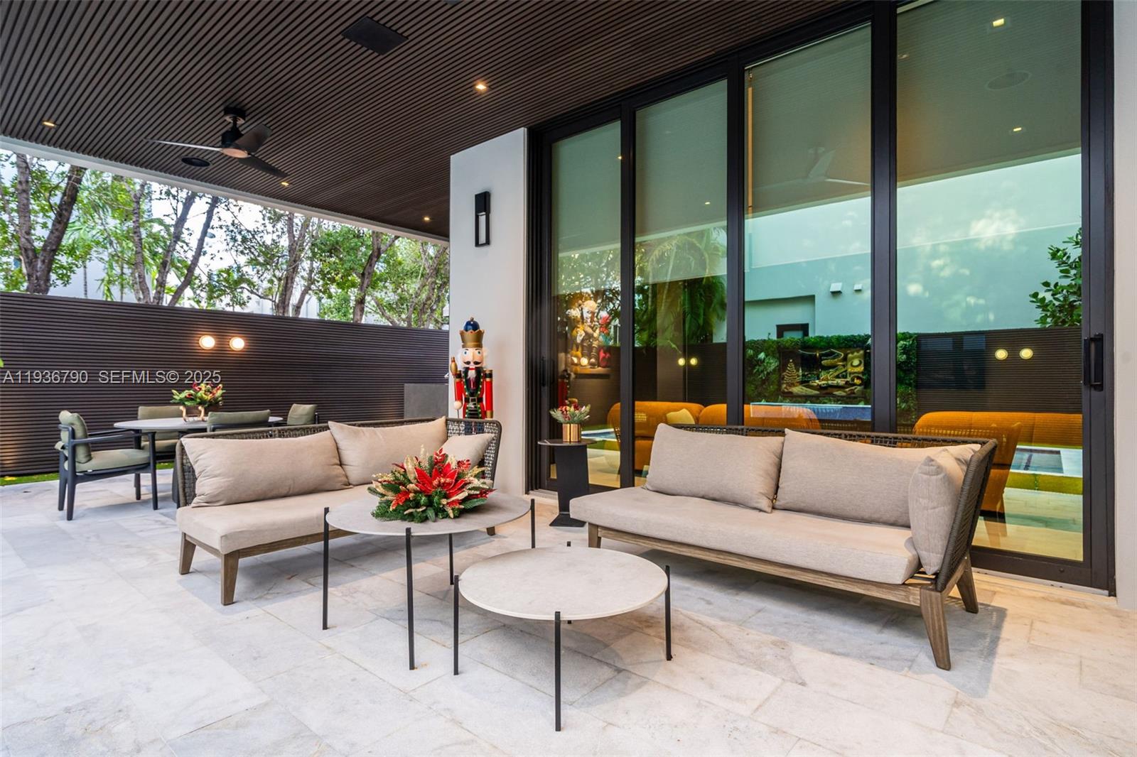 GRAND FLORIDIAN ESTATES - Residential