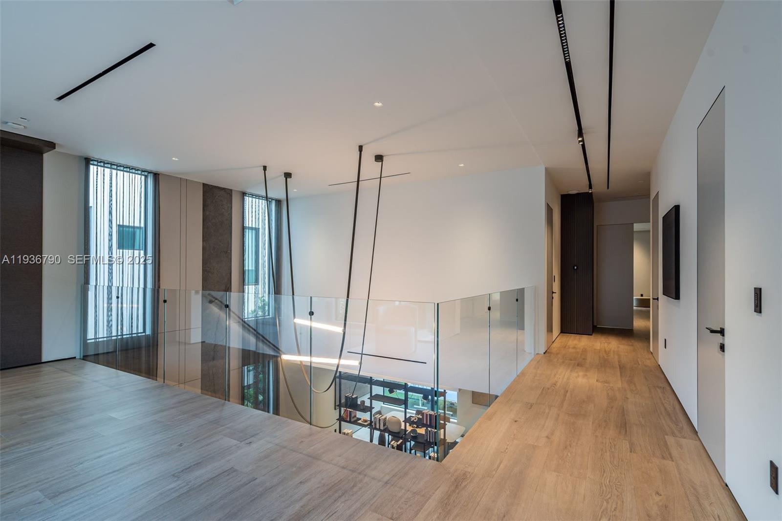 GRAND FLORIDIAN ESTATES - Residential