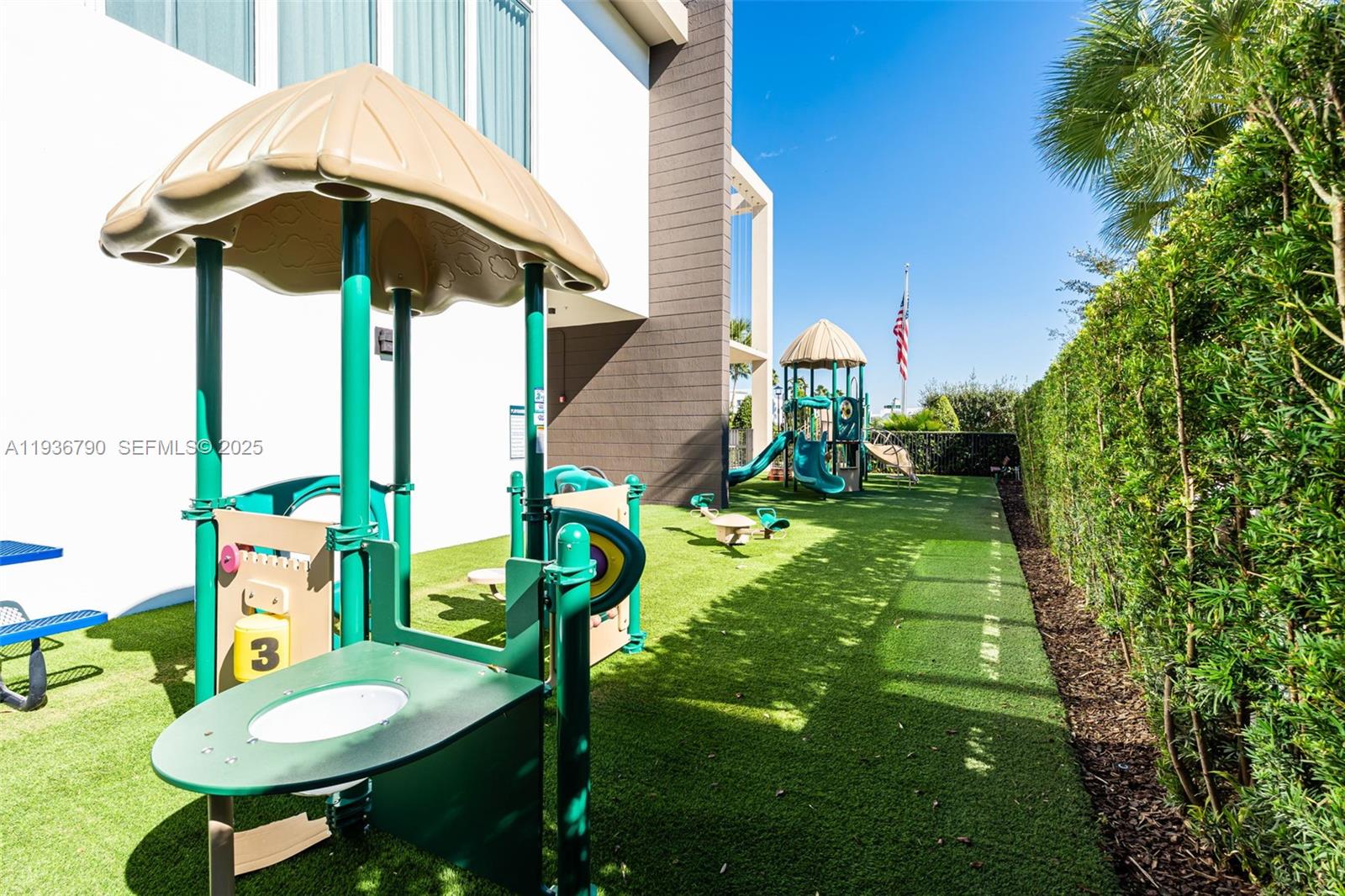 GRAND FLORIDIAN ESTATES - Residential