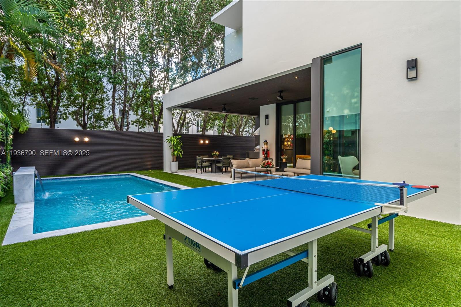 GRAND FLORIDIAN ESTATES - Residential