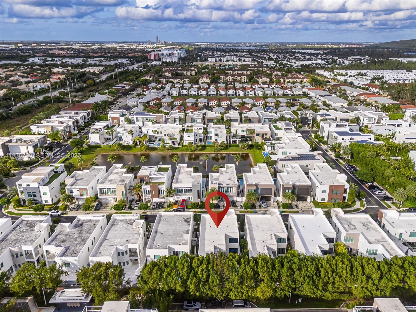 GRAND FLORIDIAN ESTATES - Residential