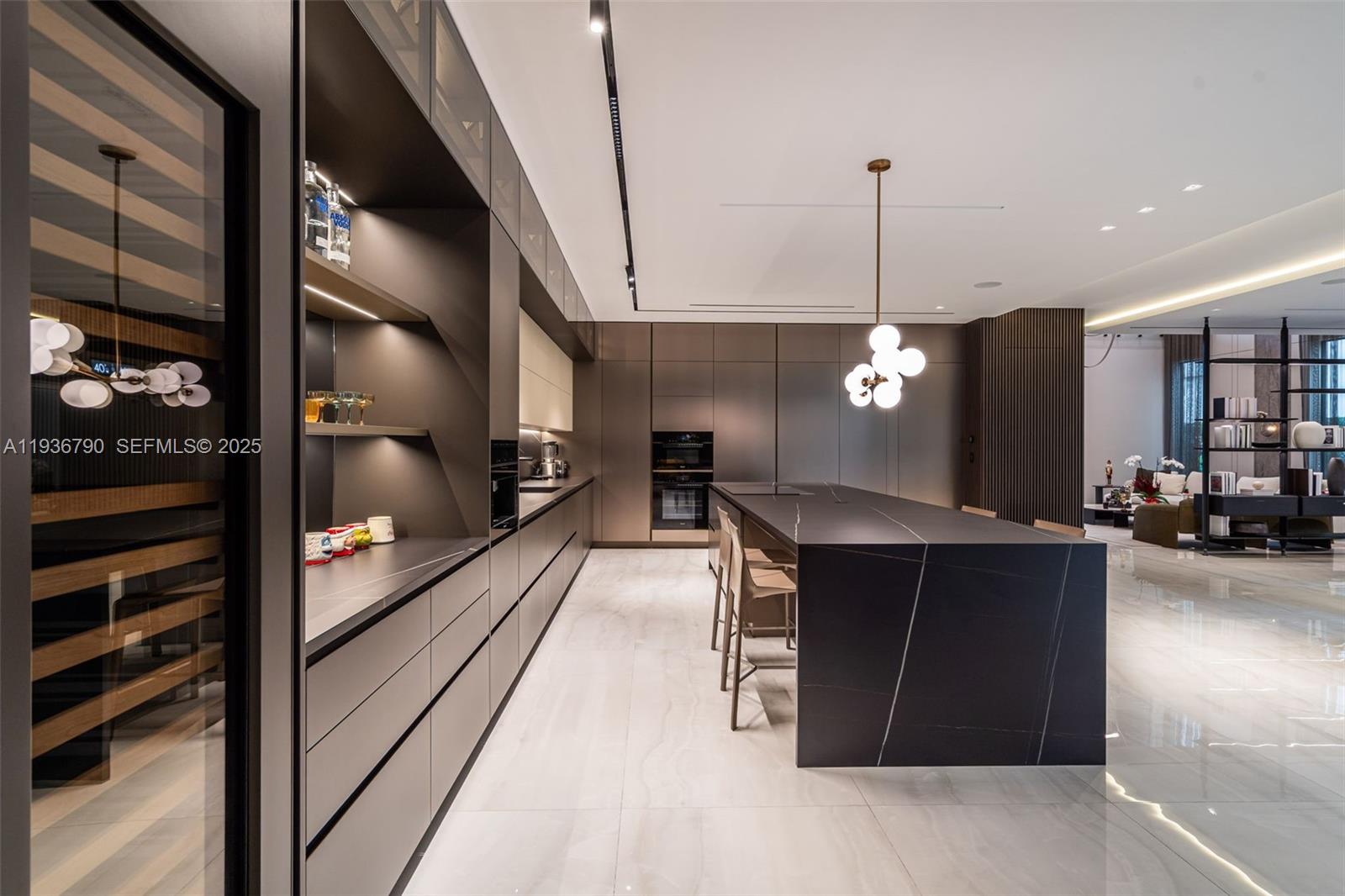 GRAND FLORIDIAN ESTATES - Residential