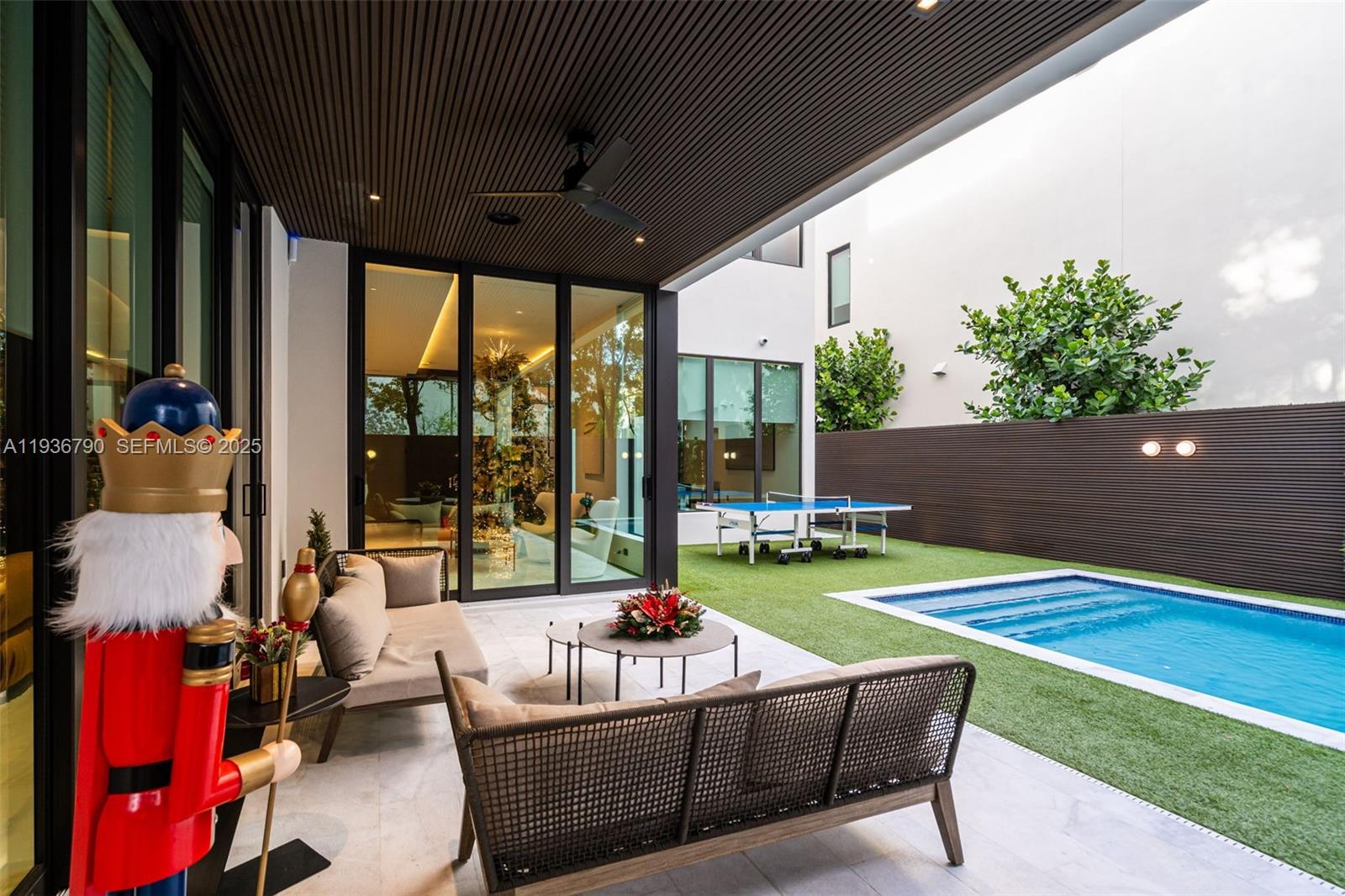 GRAND FLORIDIAN ESTATES - Residential