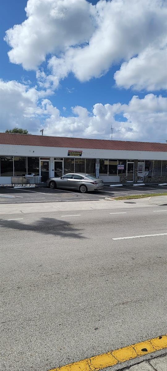6264 Miramar Pkwy