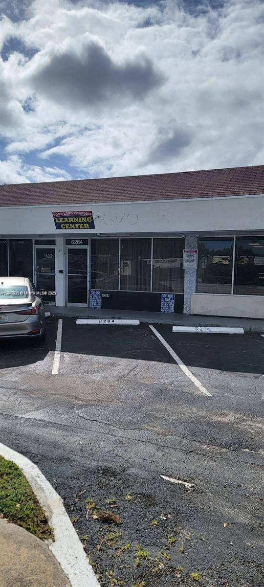 6264 Miramar Pkwy