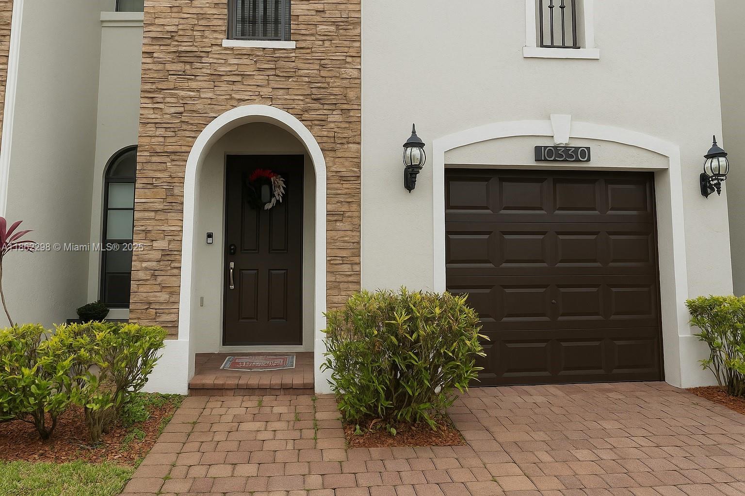 10330 NW 31st Ter