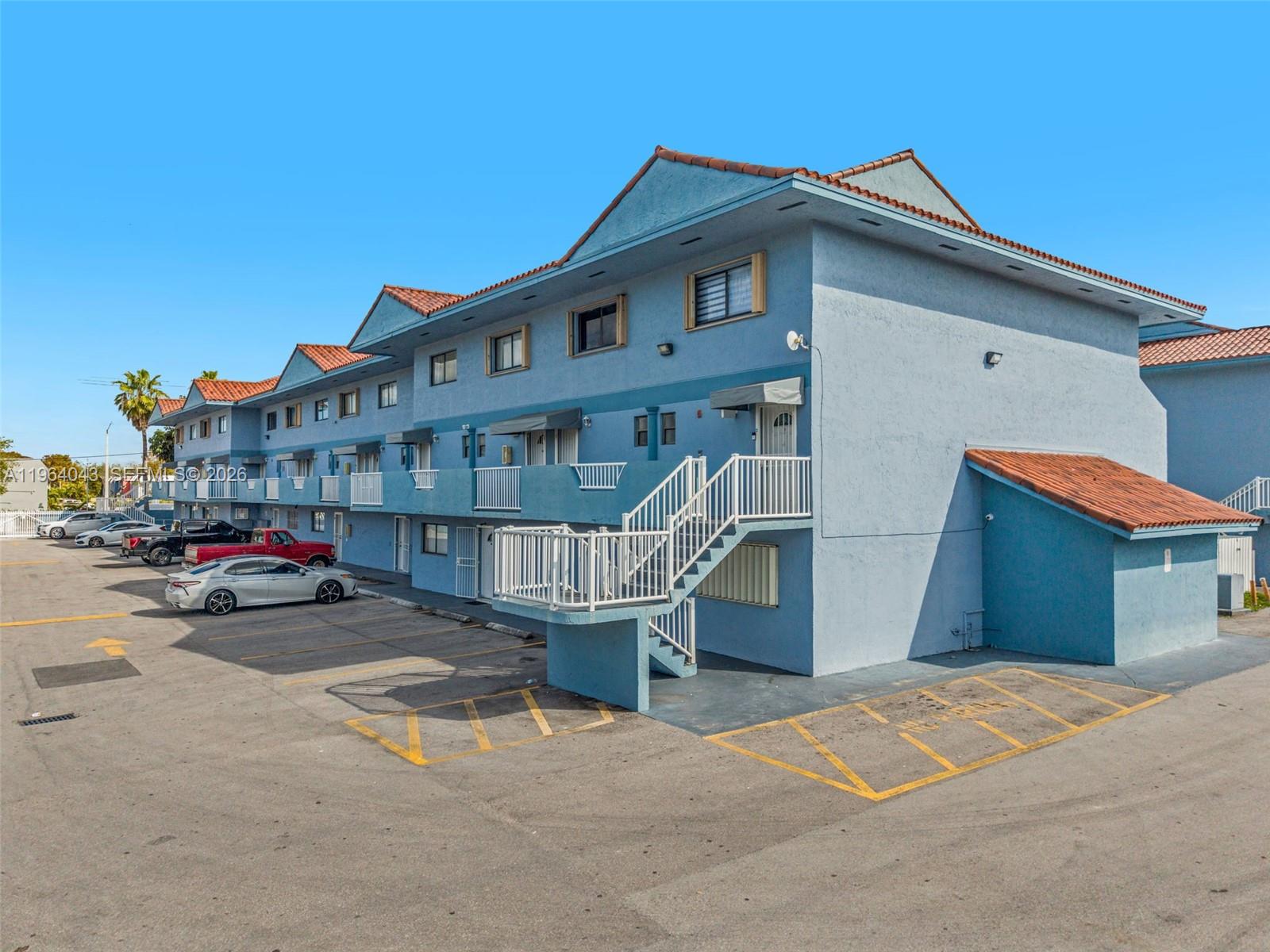 VILLAS ANDALUCIA CONDO - Residential