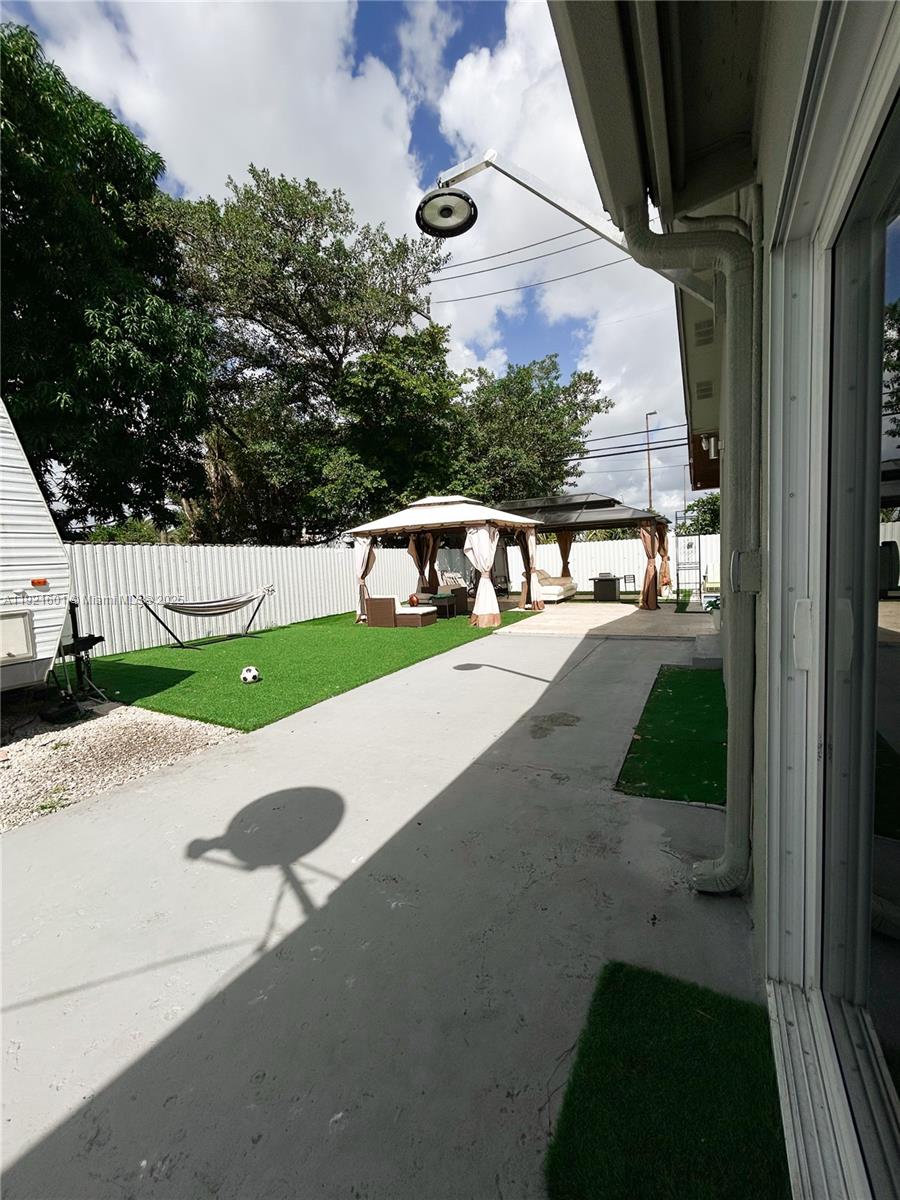 PALM SPRINGS SEC 4 - 5TH - Residential