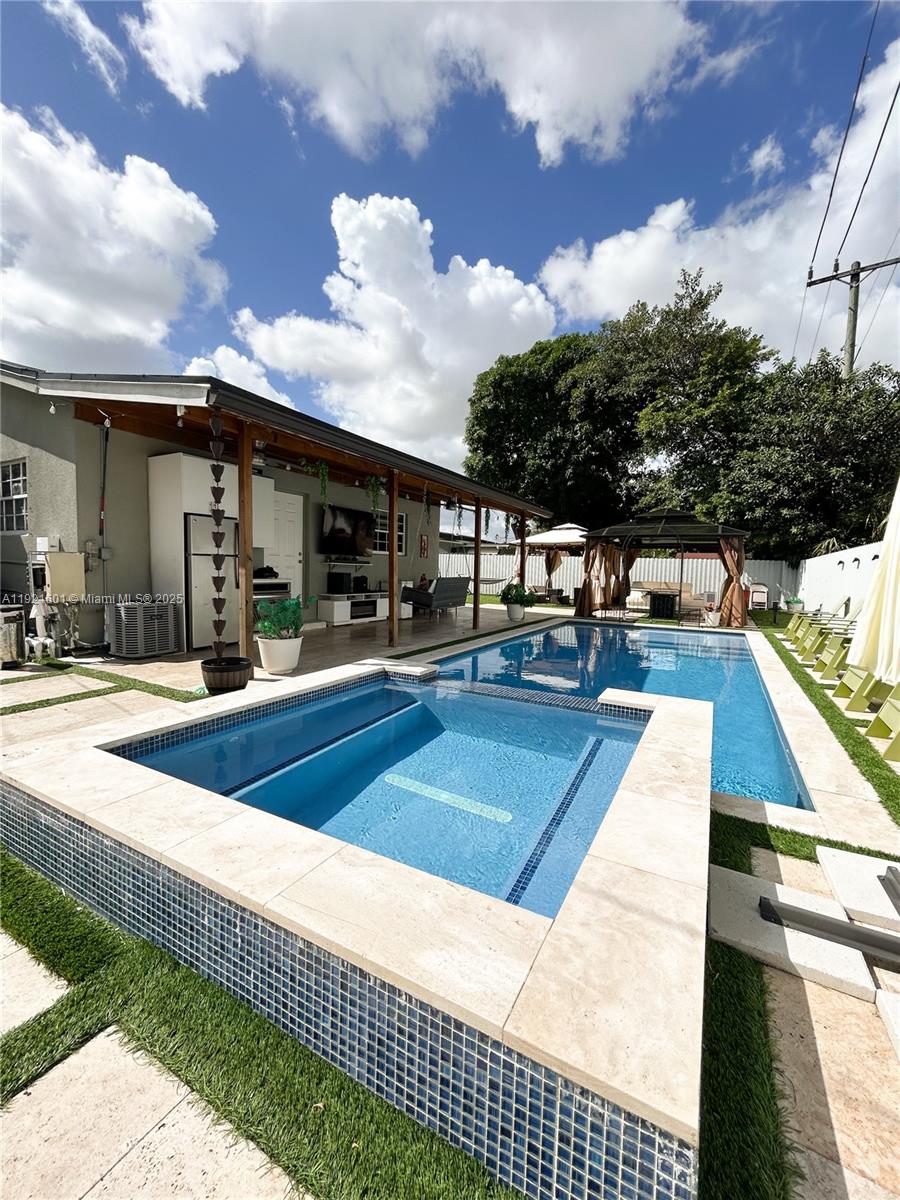 PALM SPRINGS SEC 4 - 5TH - Residential