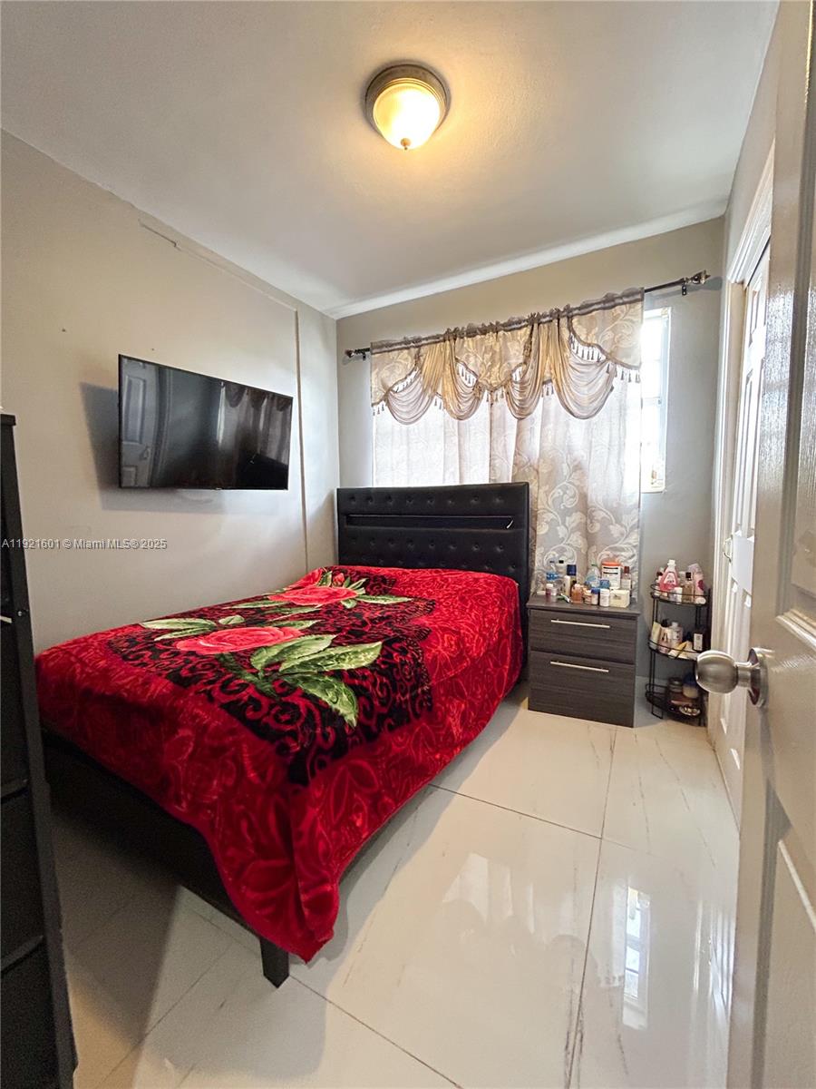 PALM SPRINGS SEC 4 - 5TH - Residential