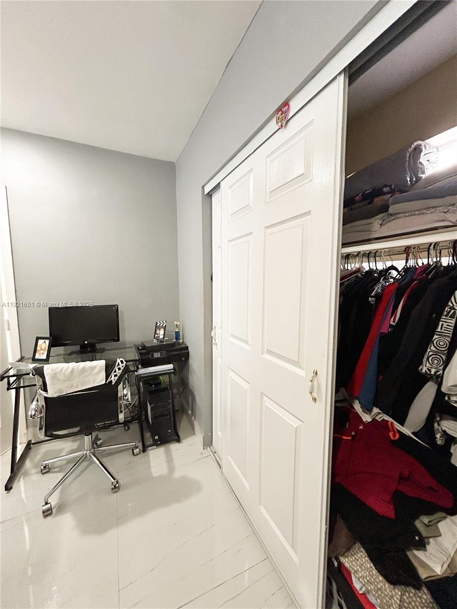 PALM SPRINGS SEC 4 - 5TH - Residential