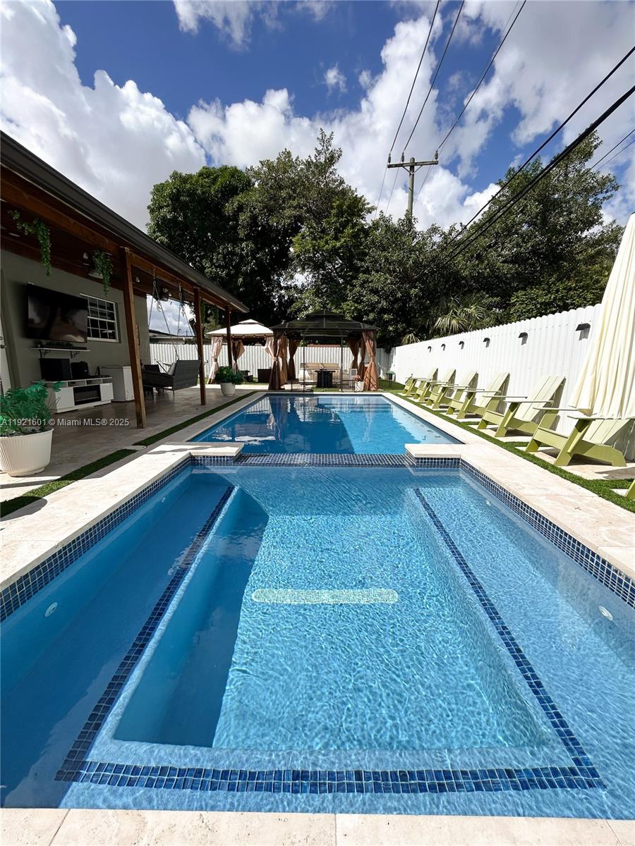 PALM SPRINGS SEC 4 - 5TH - Residential