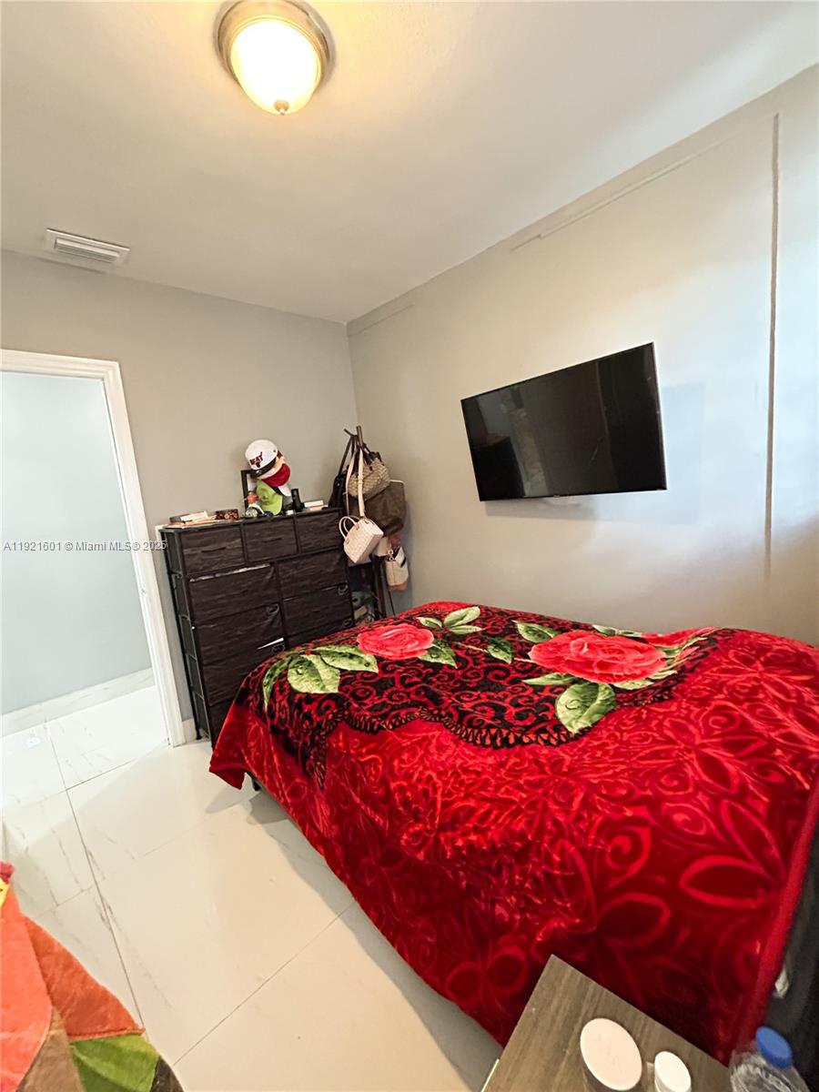 PALM SPRINGS SEC 4 - 5TH - Residential