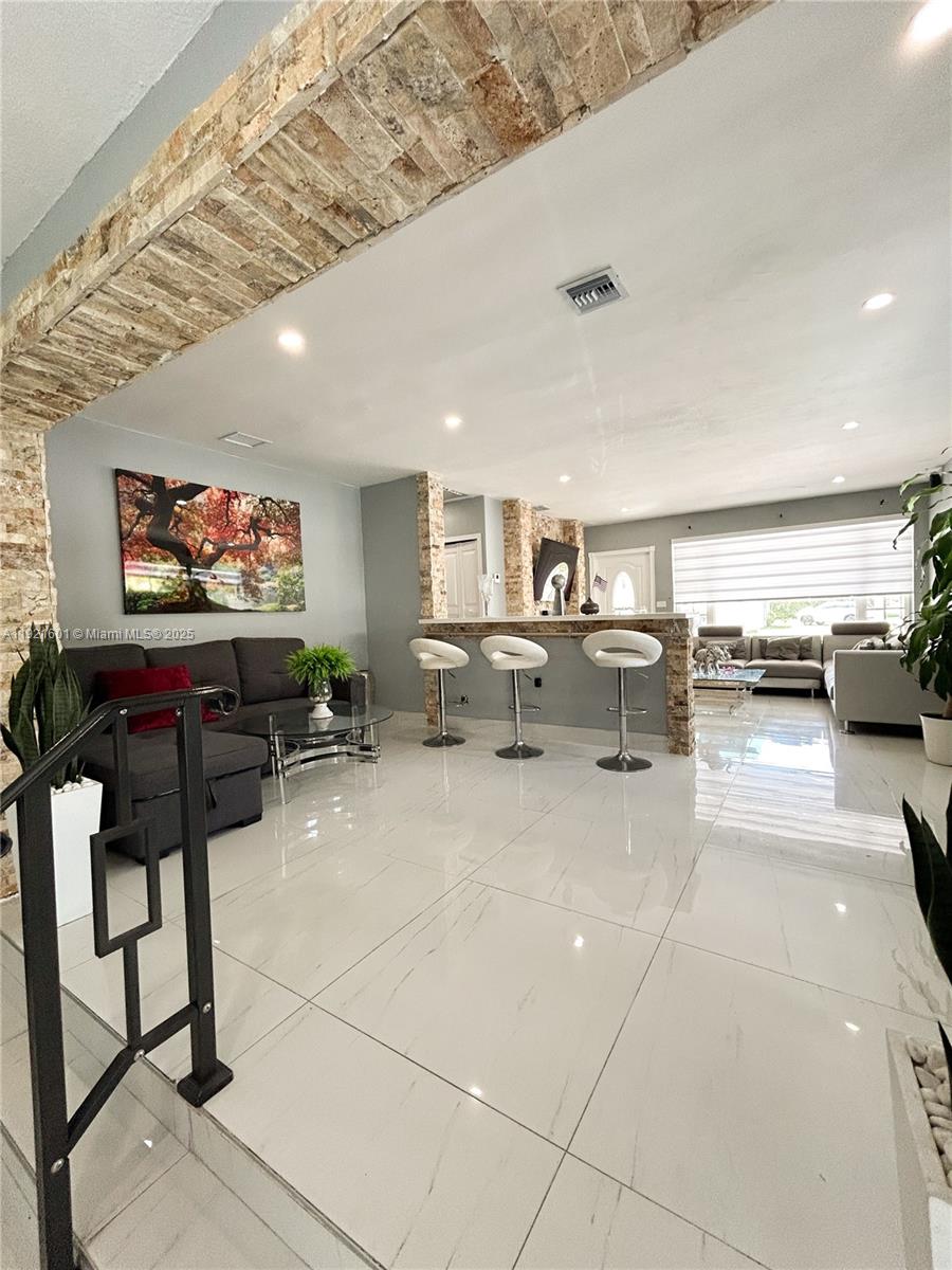 PALM SPRINGS SEC 4 - 5TH - Residential