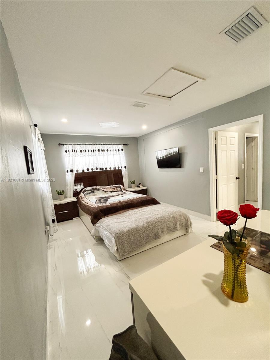 PALM SPRINGS SEC 4 - 5TH - Residential