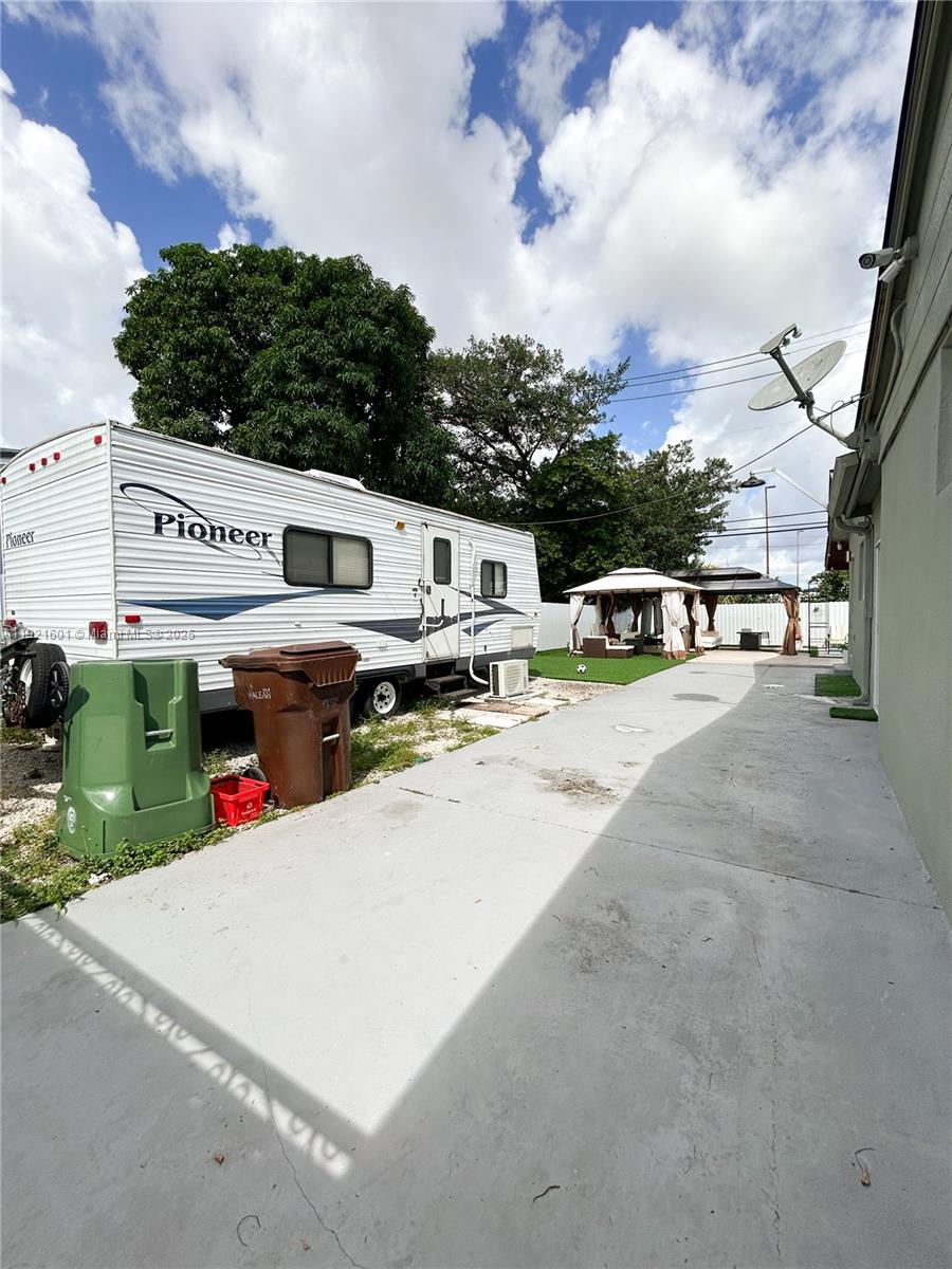 PALM SPRINGS SEC 4 - 5TH - Residential