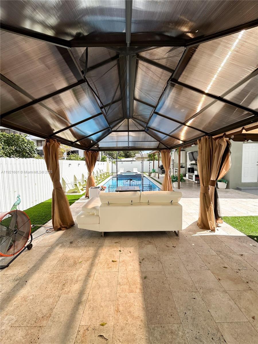 PALM SPRINGS SEC 4 - 5TH - Residential