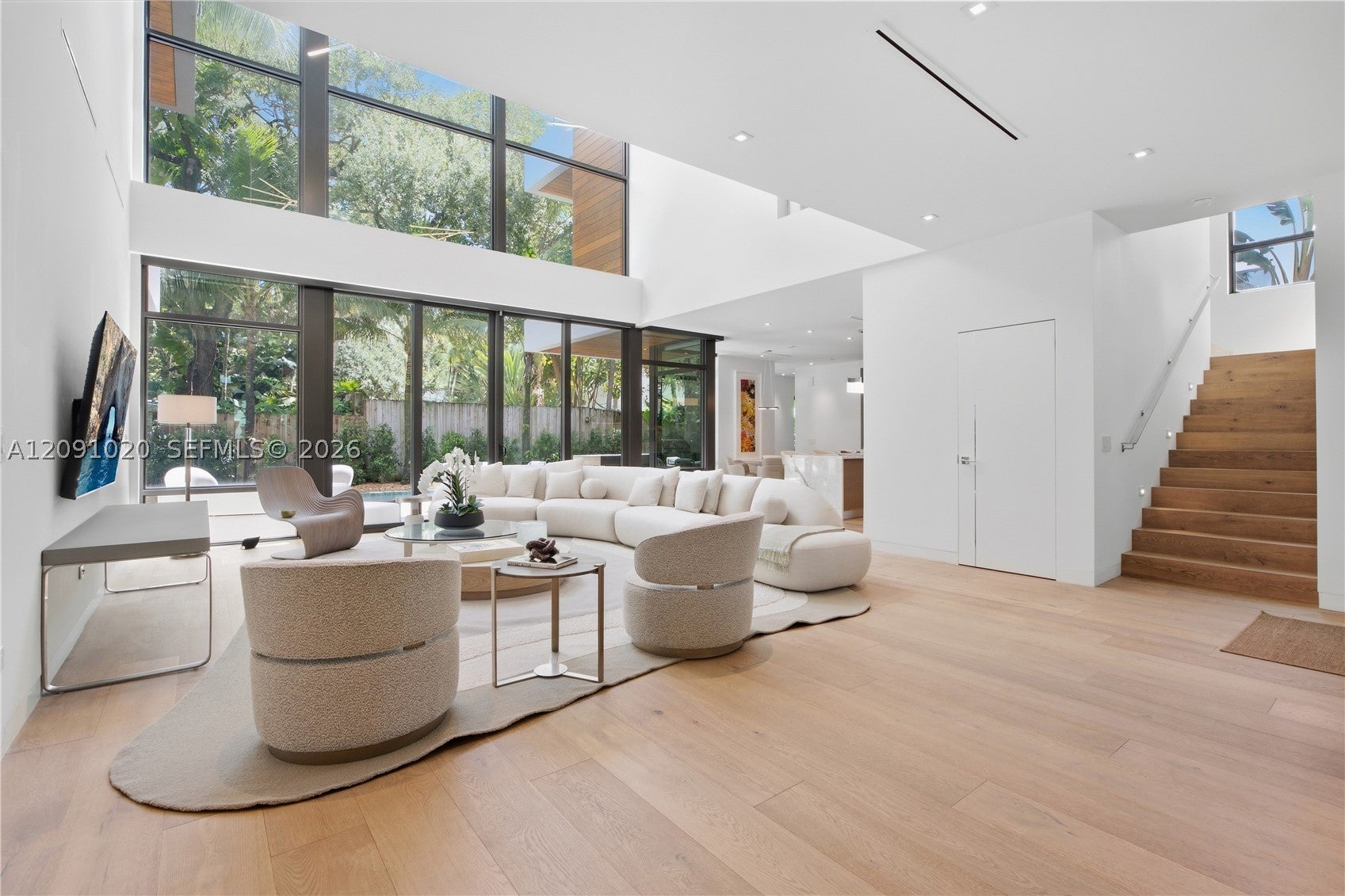 2803 Crystal Ct