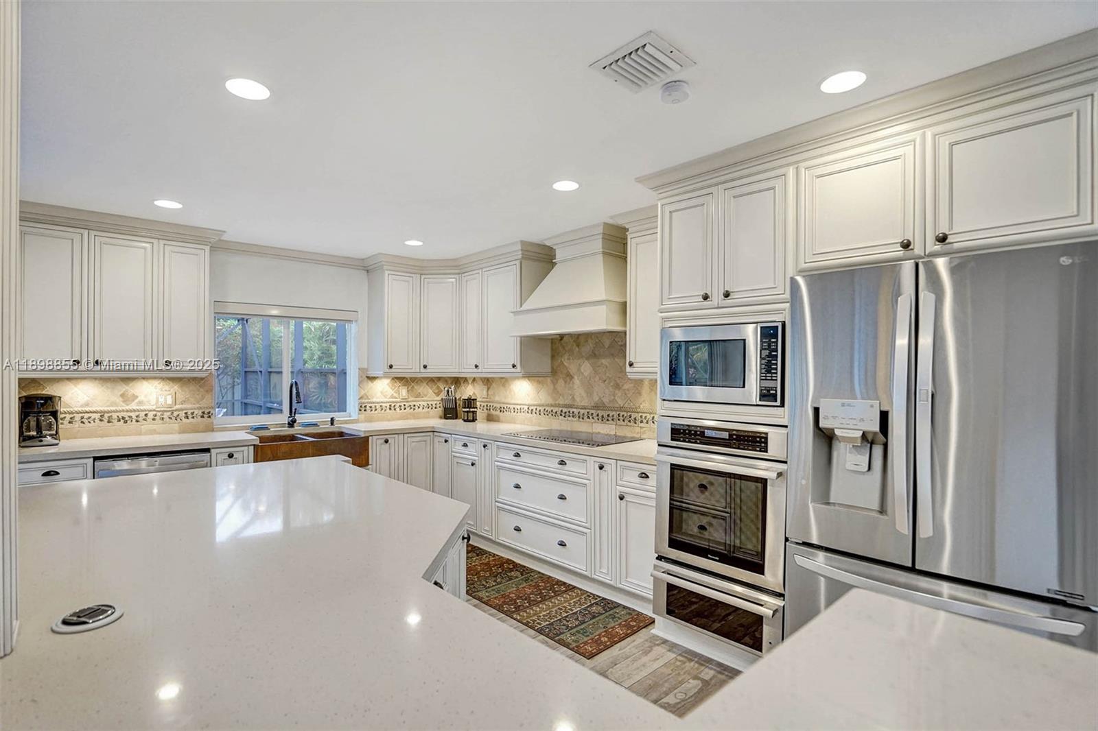 RIVER LANDS - Residential Lease